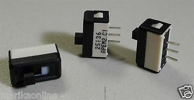 3 pezzi x Apem Switch Slide SPDT Top Button 25136NAH Nuovo Italia